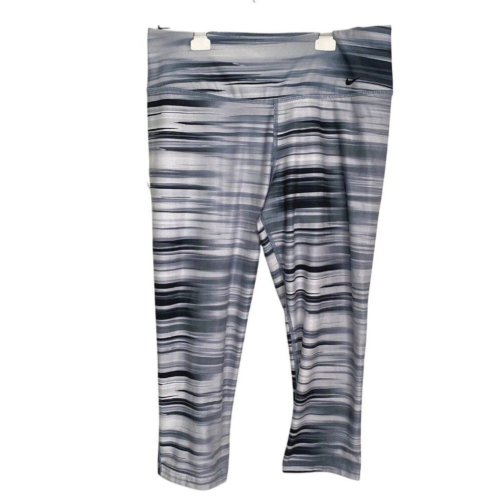Nike Women's Legend 2.0 Swift cropped capri leggings Gray Stripes Dri-Fit Sz M